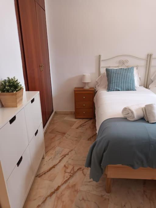 Apartamento Puerta Real Sevilla Eksteriør billede