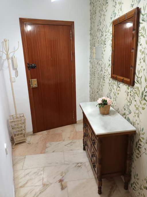 Apartamento Puerta Real Sevilla Eksteriør billede